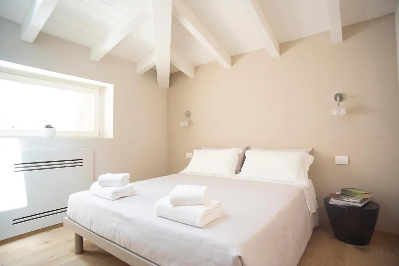 Time To Be - Luxury Apartments Centro Storico Peschiera del Garda